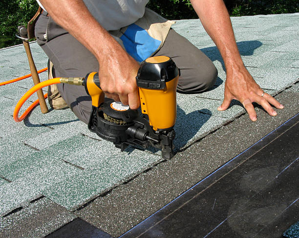 Best Gutter Installation and Roofing  in De Soto, KS